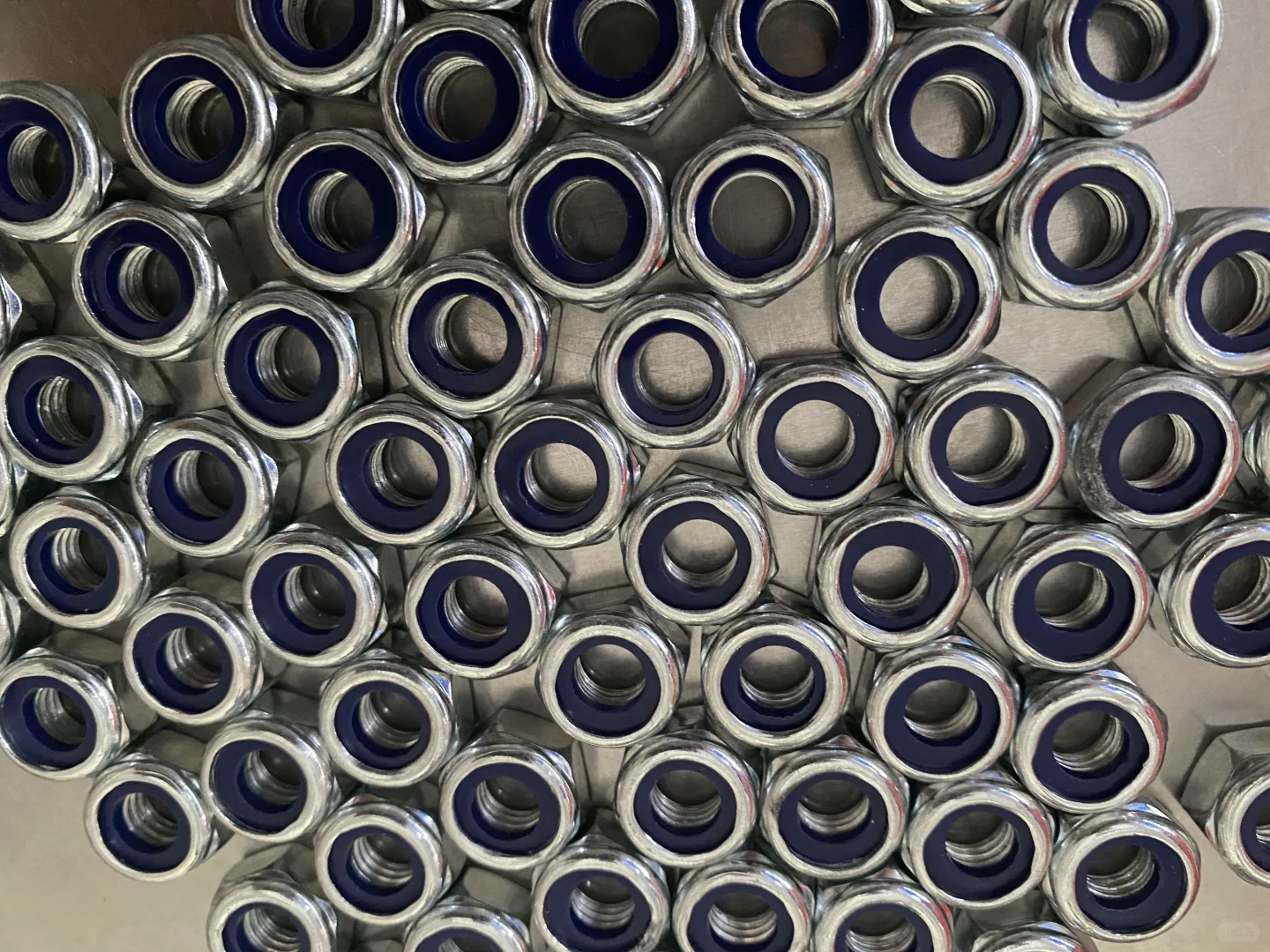 生产各种标准件，非标件，异形件