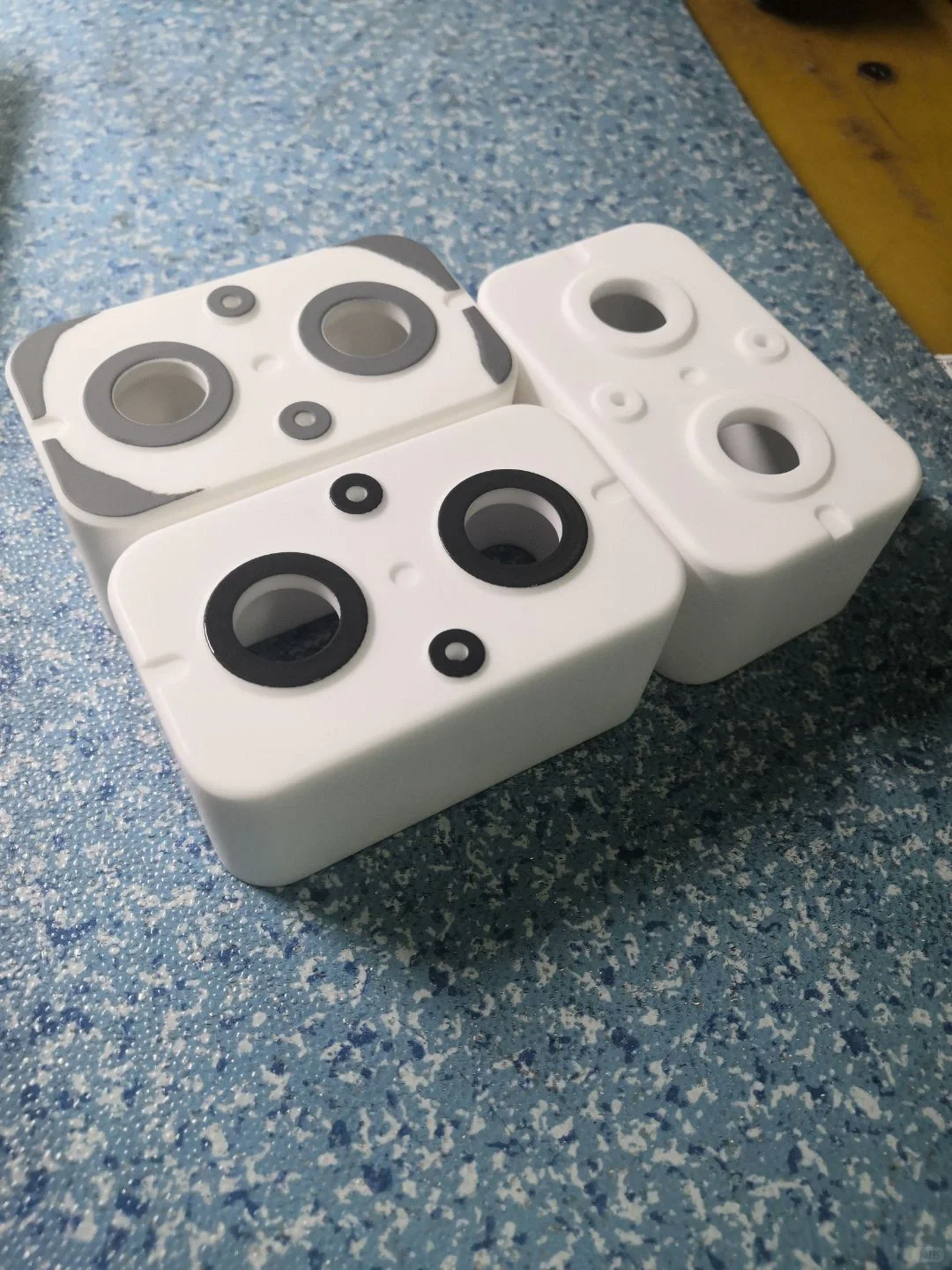 你是哪个行业的？我先说:我做特种陶瓷的。