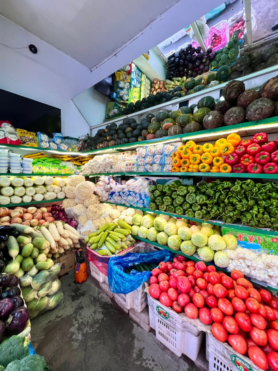 山西商店｜这家蔬菜店的陈列太有艺术视觉
