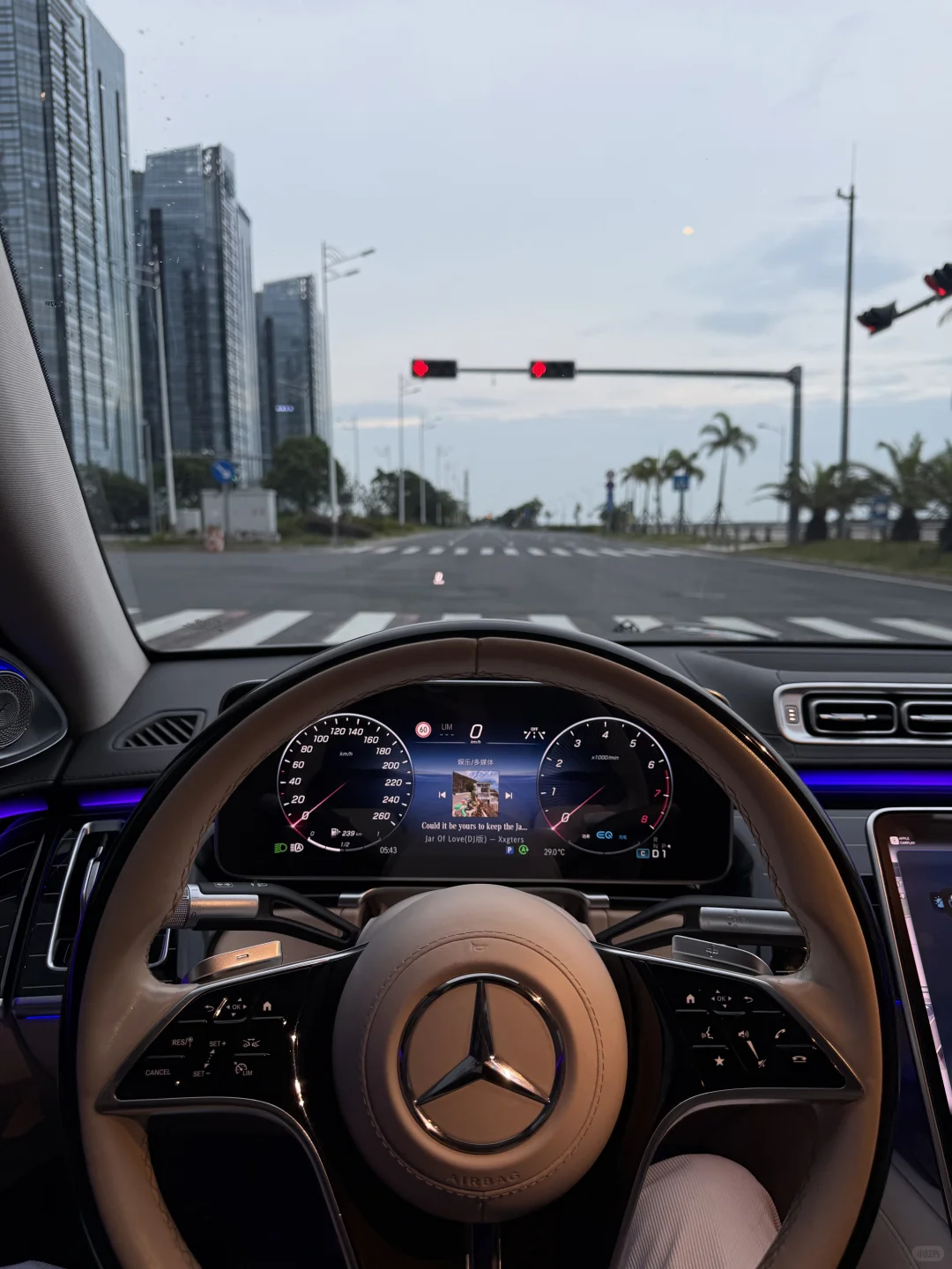 迈巴赫第一视角实况动图 喜欢拿去
