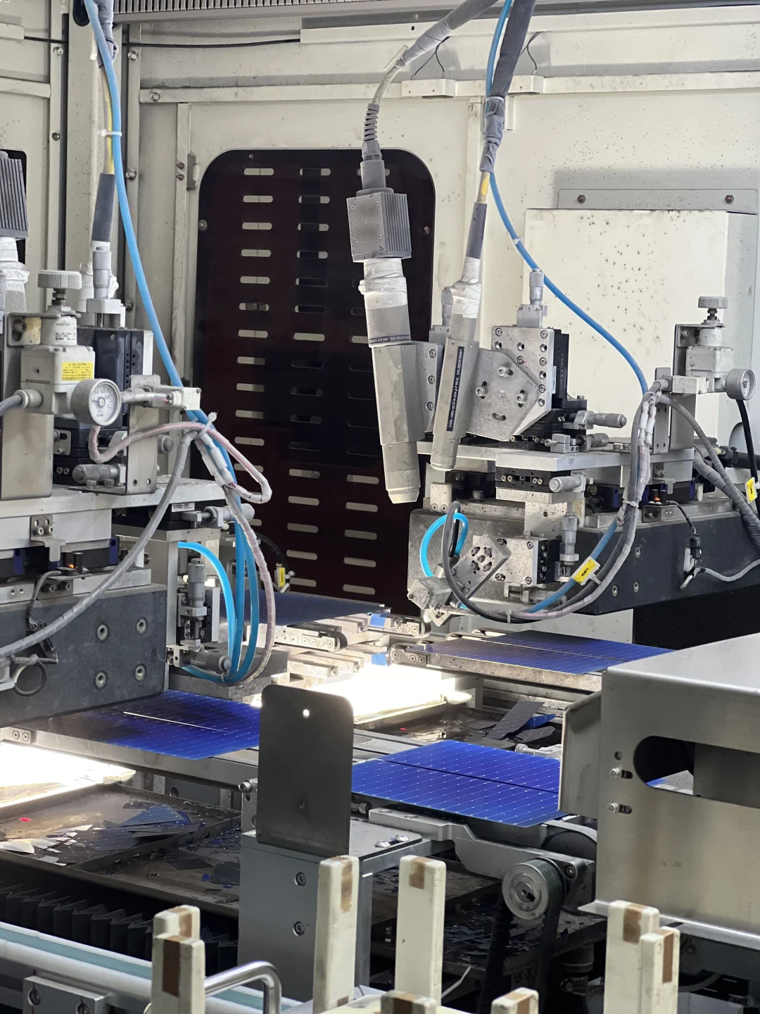 大开眼界！原来光伏板要经过这么多道工艺?