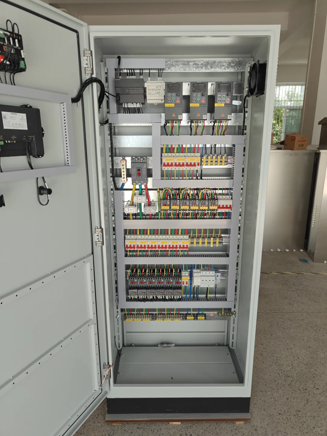 无人值守污水处理非标控制柜