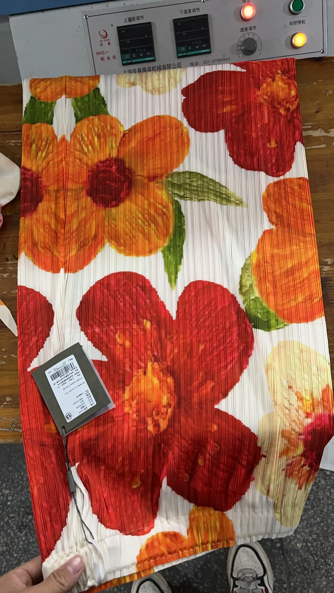 专业服装压褶厂