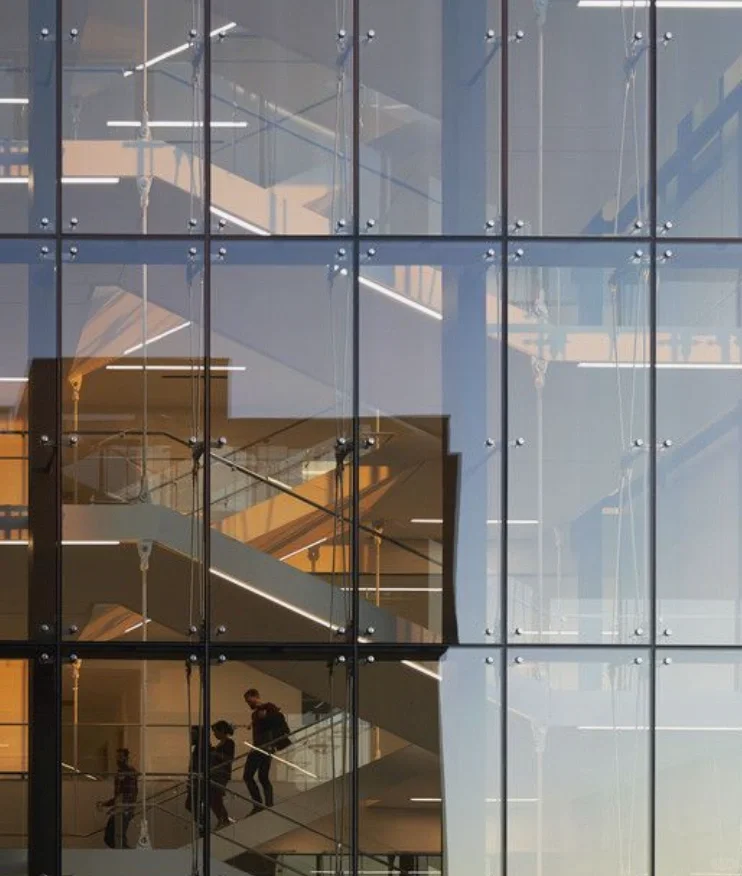 产品设计中的材料应用：玻璃的透明魔法（二）