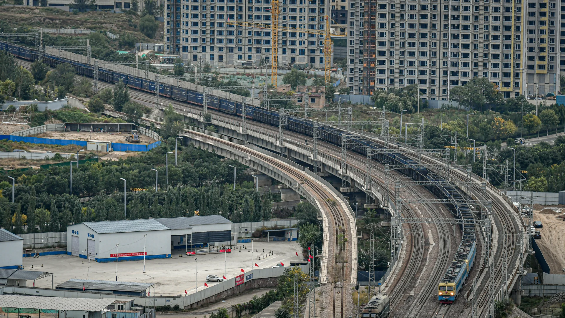 10月对他们的追逐