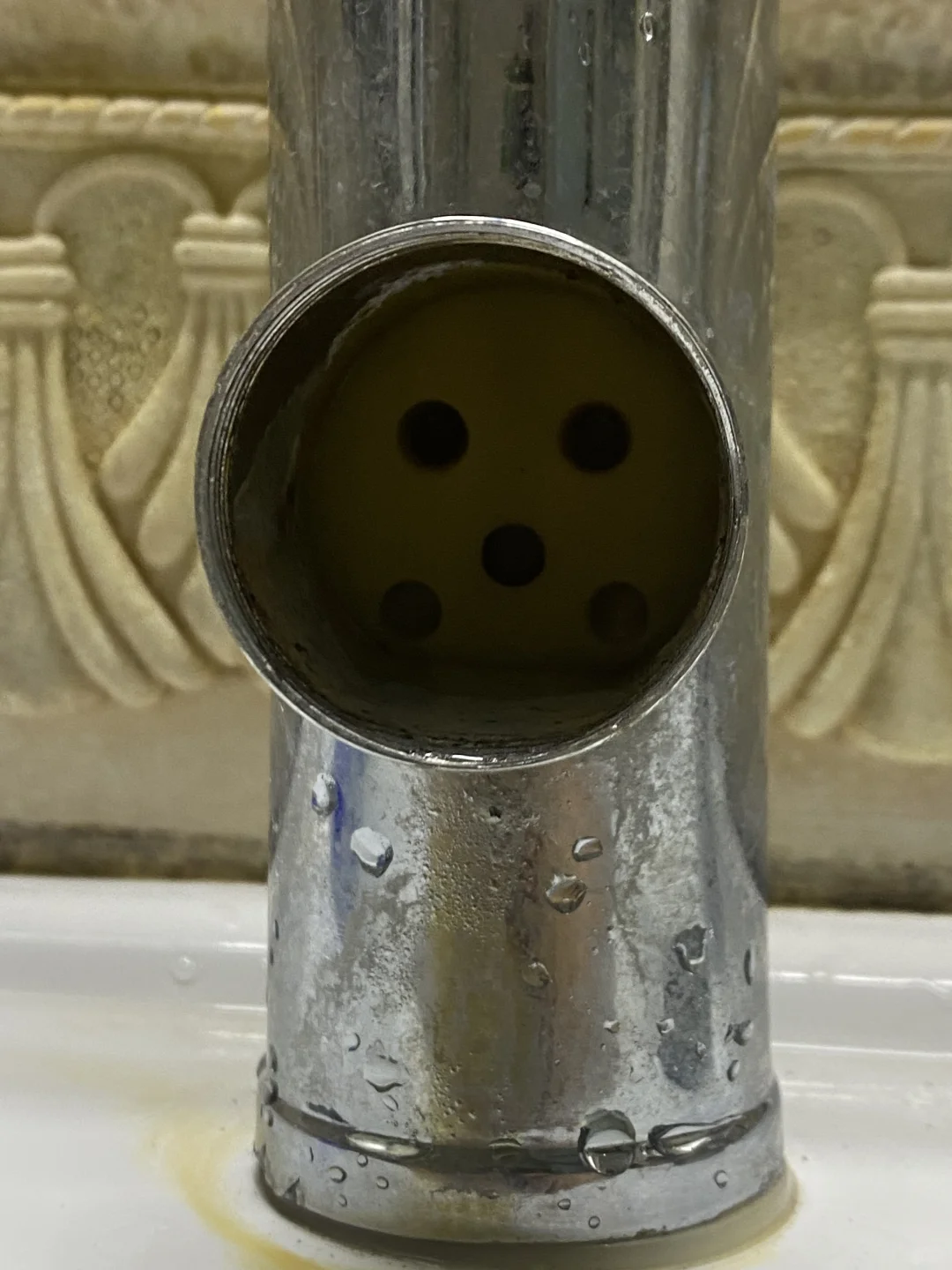 我不仅学会了换阀芯还学会了换水龙头