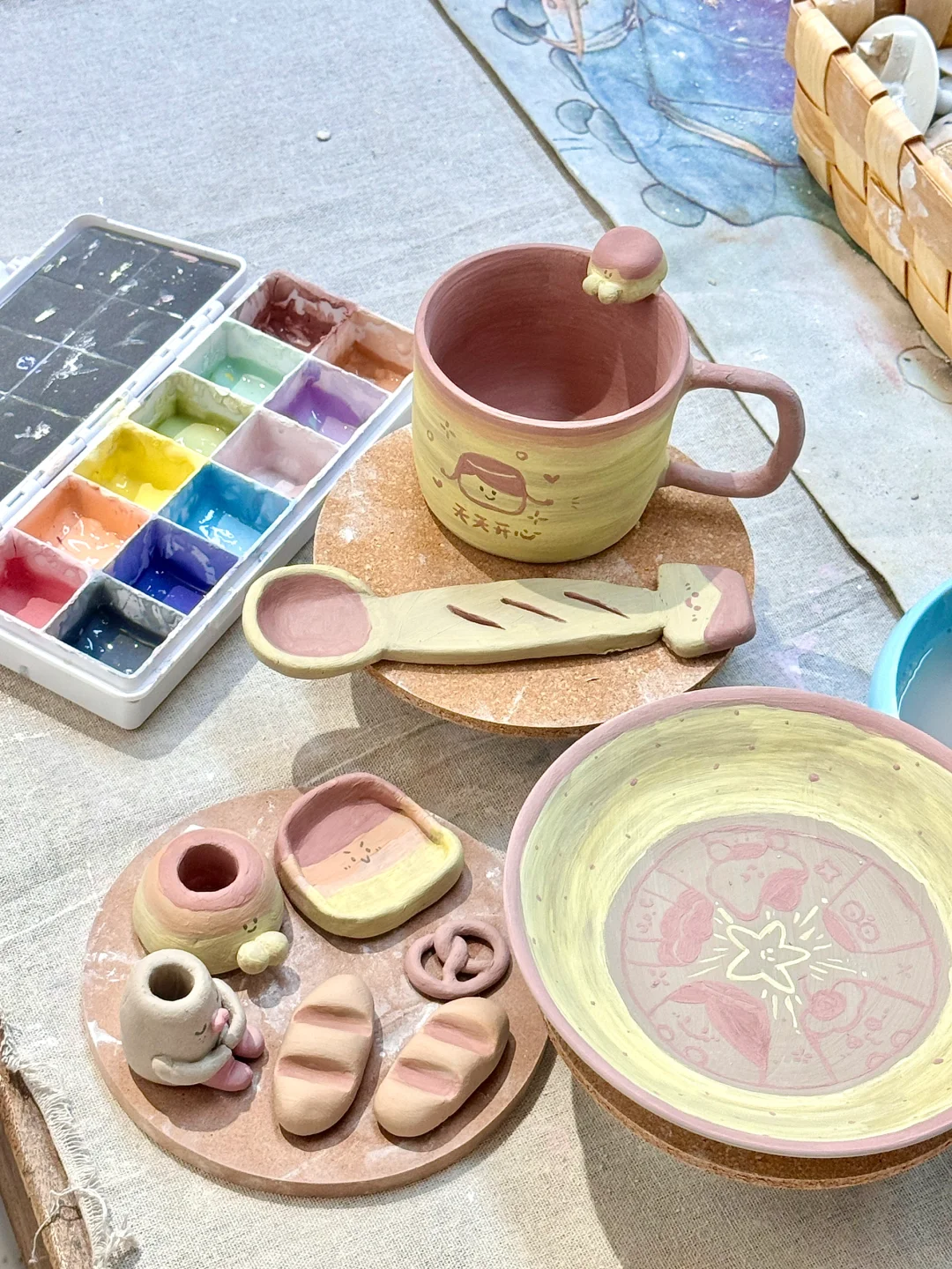 ➡️右滑开窑☝??记录第一次做陶艺✨