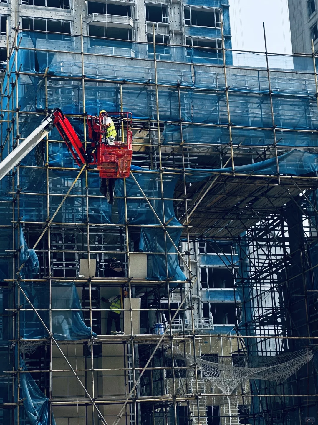 ?40℃暴晒下的“城市上妆师”