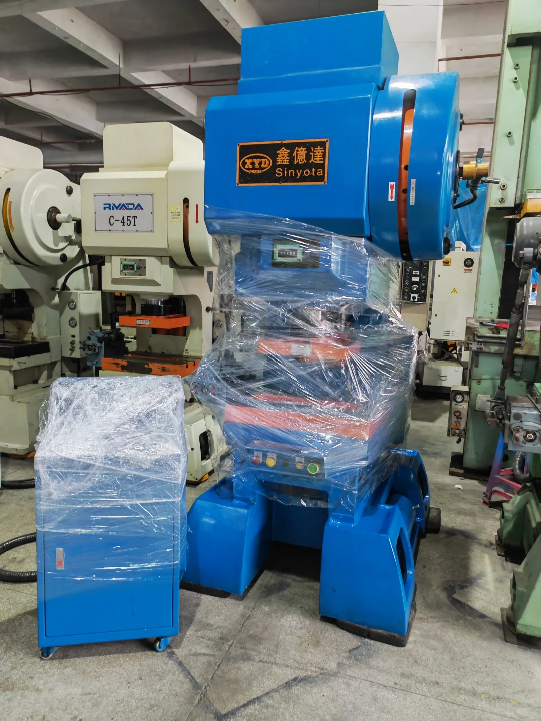 大量高速冲床现货