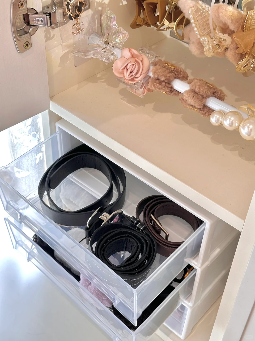 不到百元！！自己在家就能DIY的饰品柜?