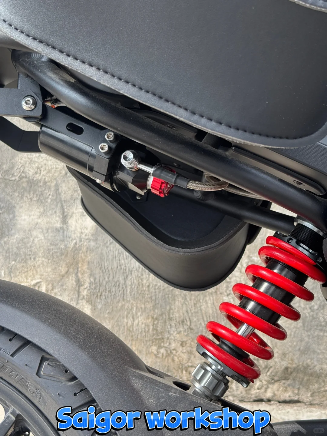 摩兽M03跨骑焕新升级