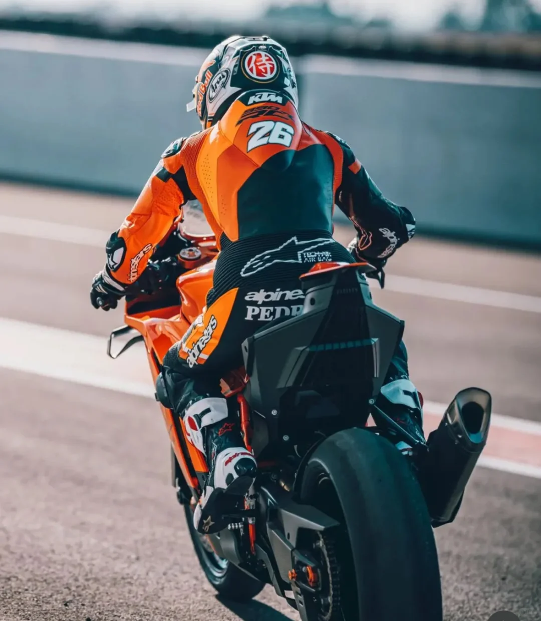 ✴️KTM 终于官宣全新 2026 KTM 990 RC R