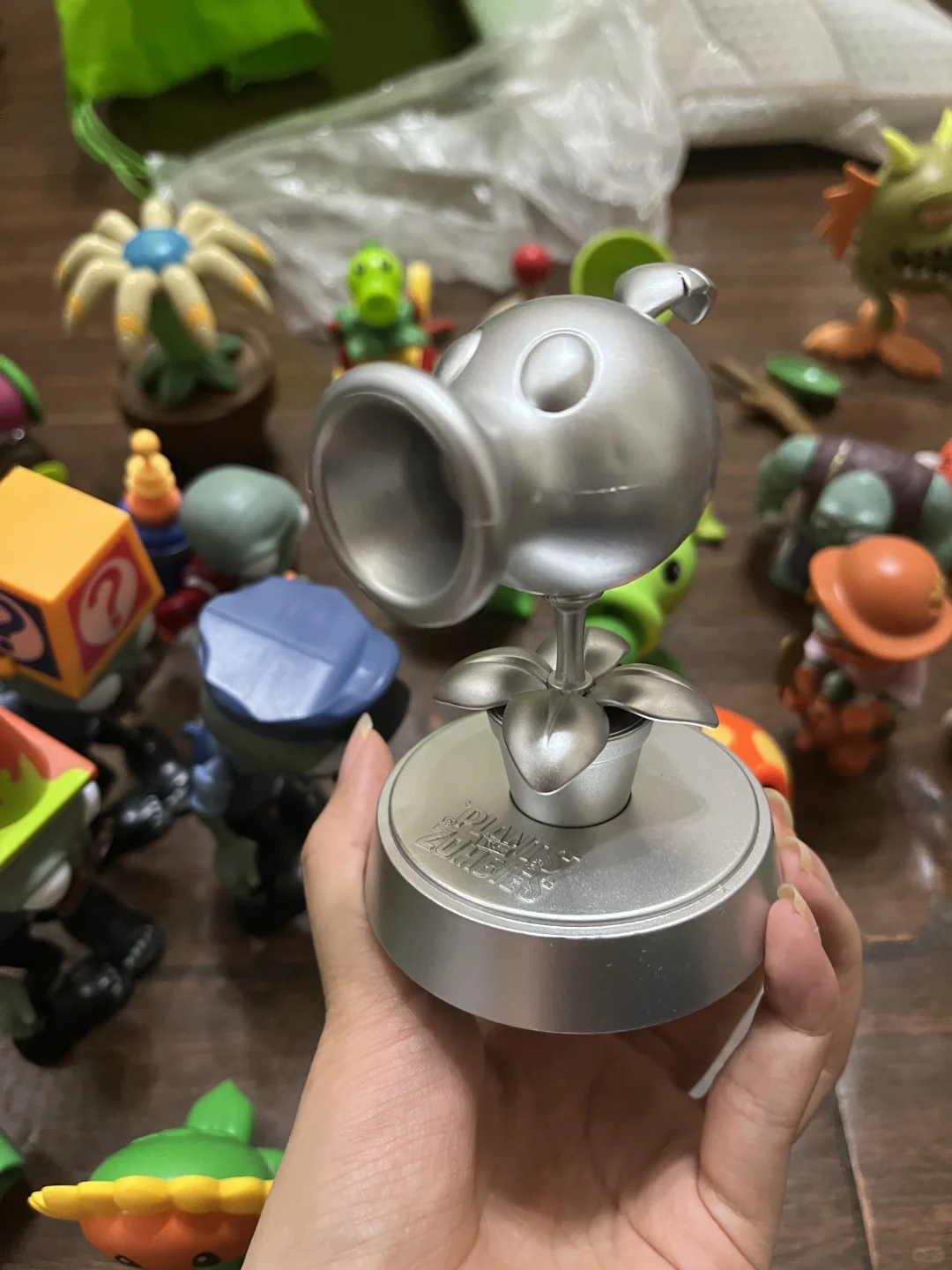 包浆玩具！一代人有一代人的泡泡玛特