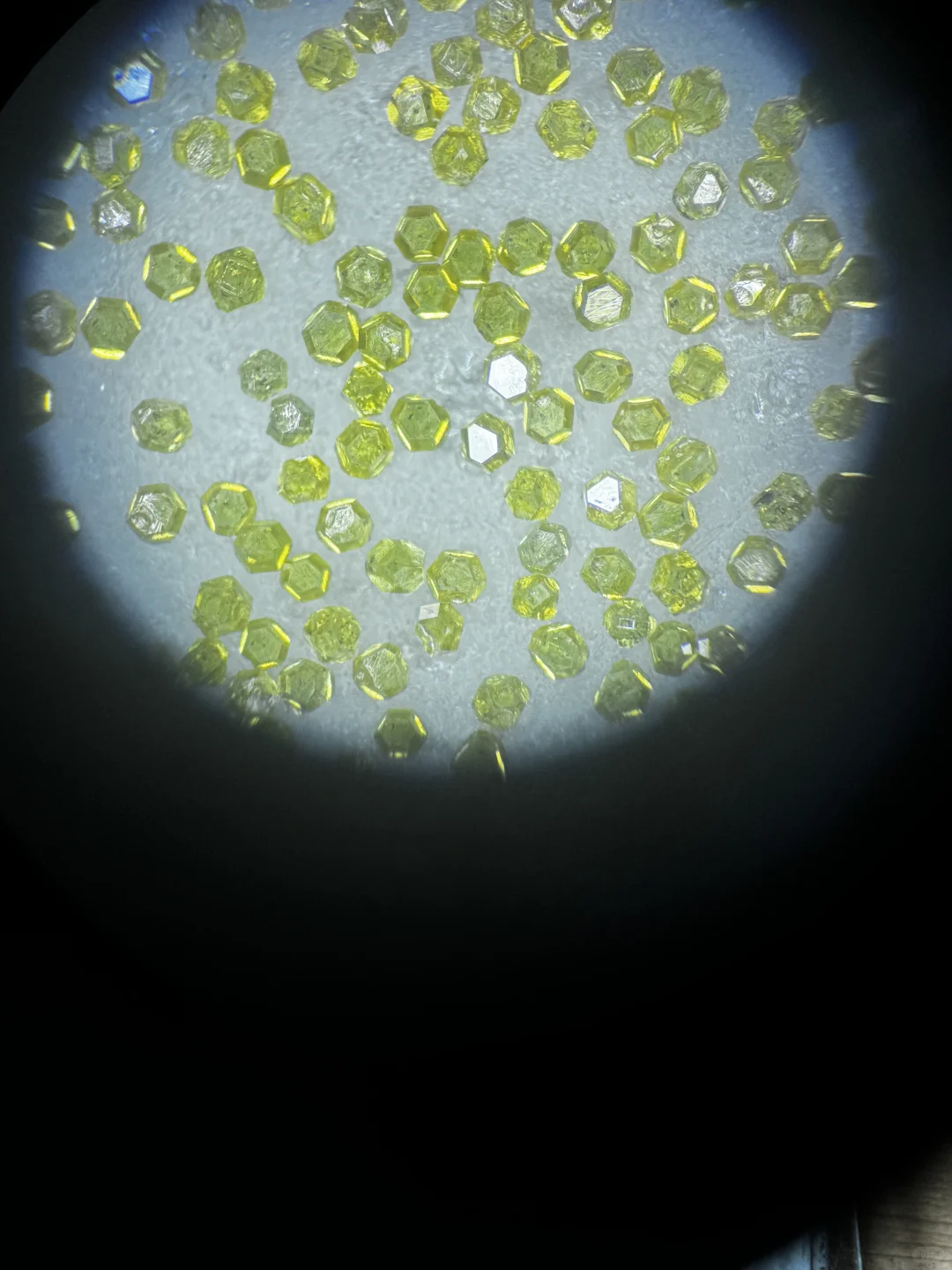 金刚石:自然界与科技领域的璀璨瑰宝