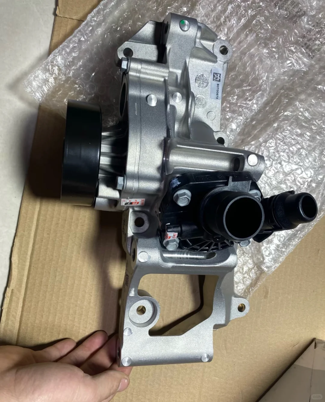 宝马B48原厂水泵