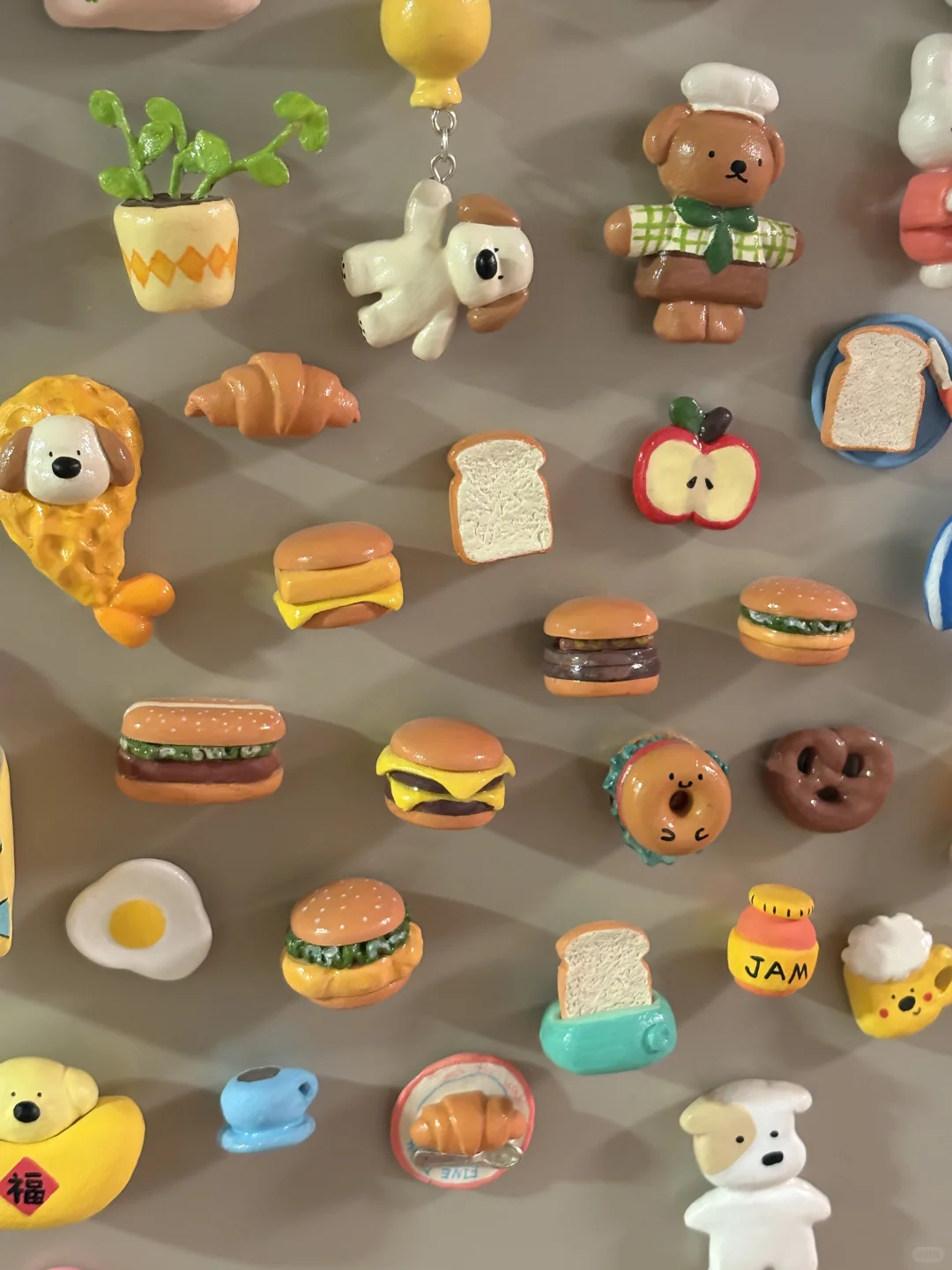 石塑粘土冰箱贴?捏了很多美味汉堡啦✨