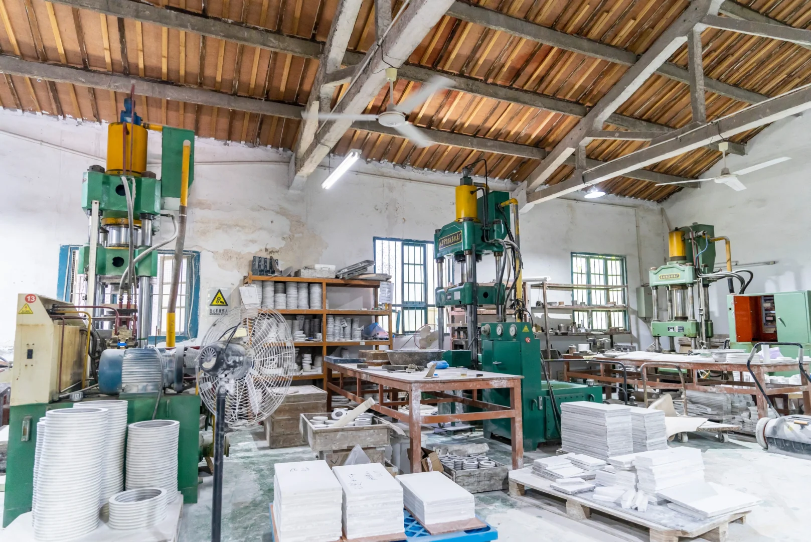 真实陶瓷生产厂家车间实拍❗