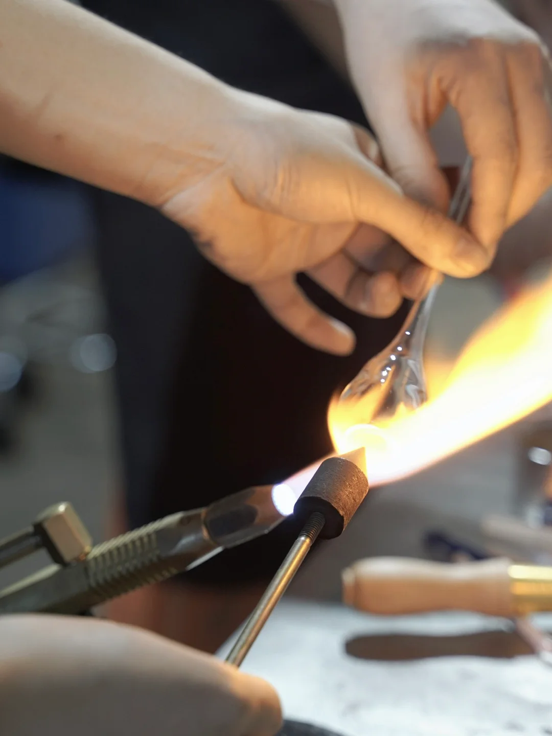 景德镇吹玻璃指南|盘点25家玻璃体验工作室。