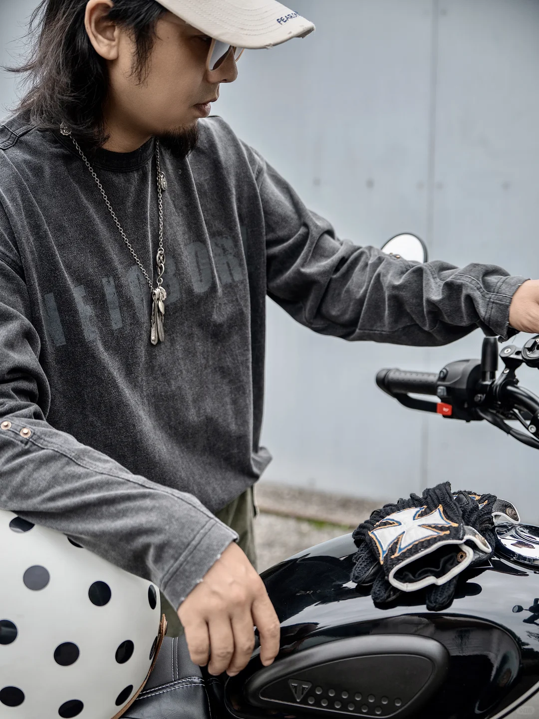 小短腿就要骑大摩托！