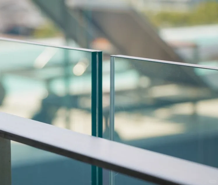 产品设计中的材料应用：玻璃的透明魔法（一）