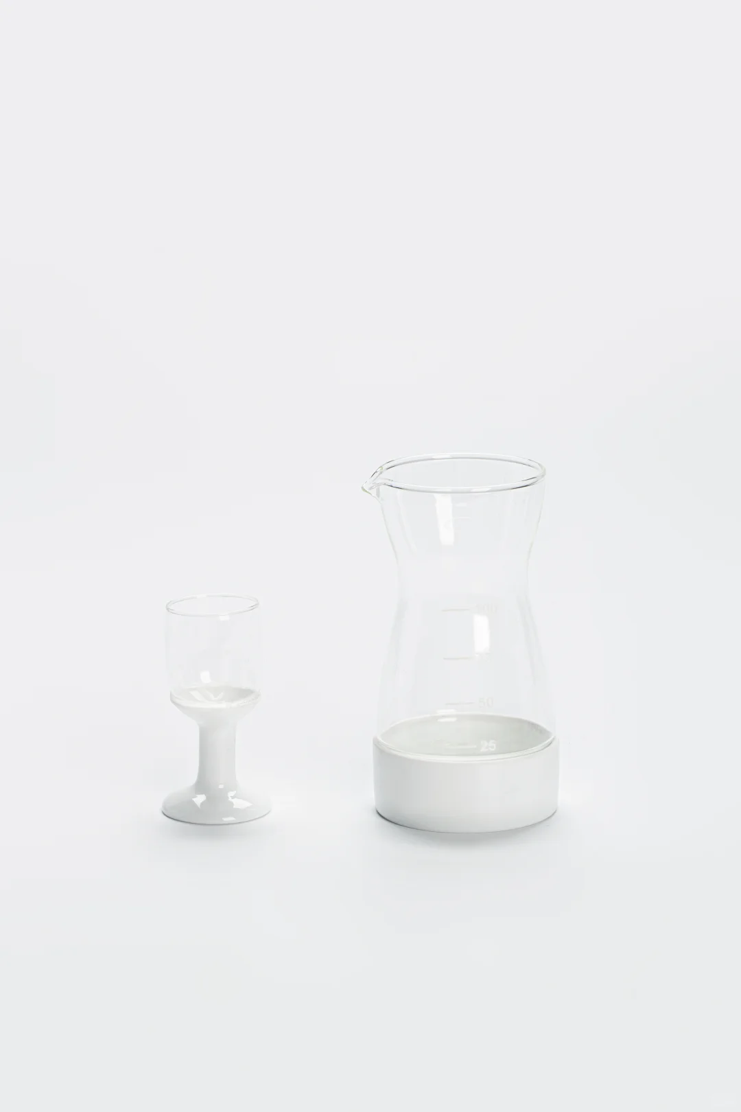 当千年青花瓷遇见现代玻璃?遇见美的新诠释