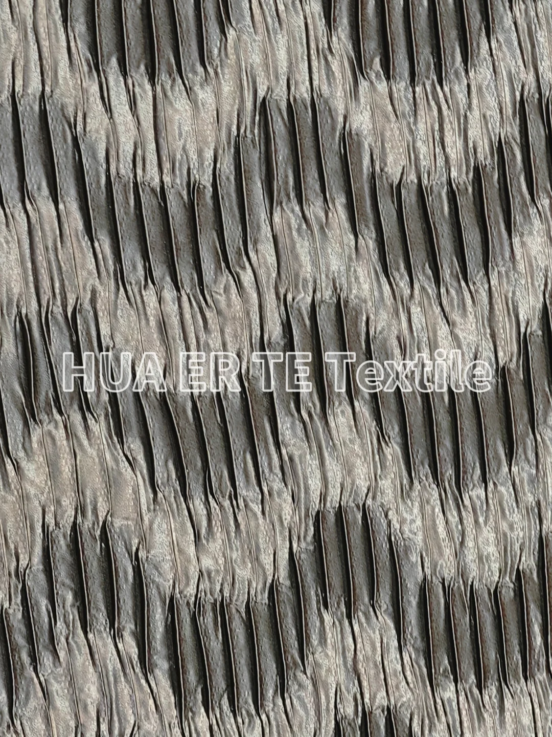 后工艺压褶面料→春夏面料?