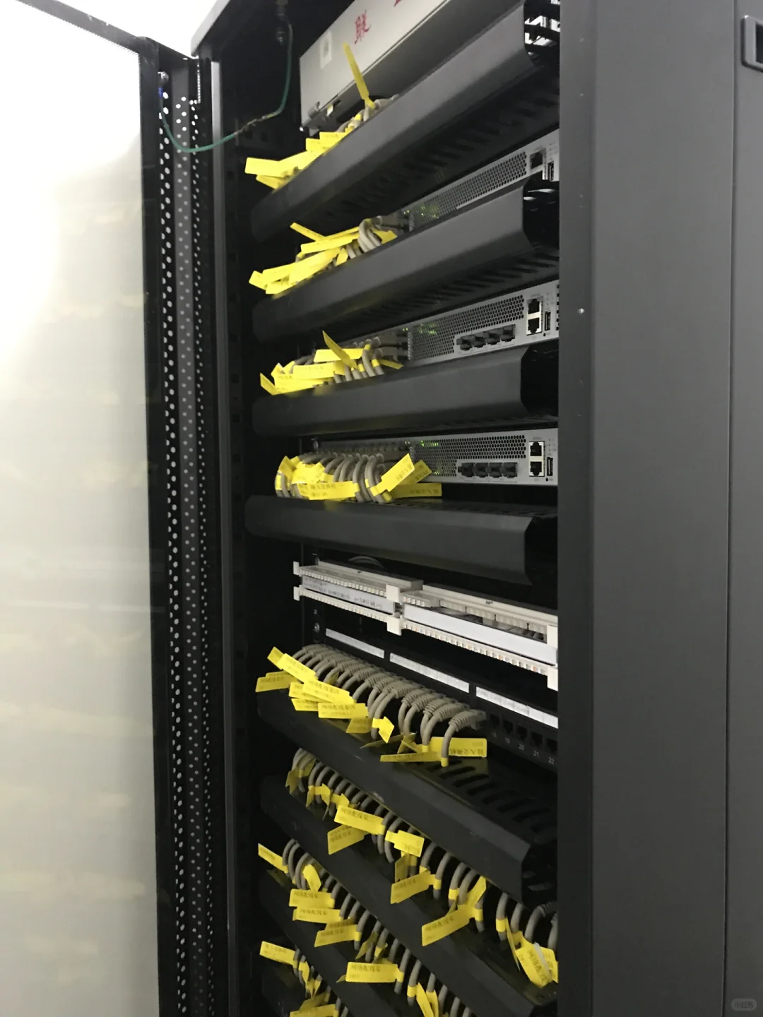 安防卫士，智慧科技，让生活更智能！