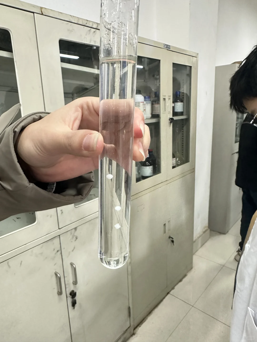 密度梯度管法测定聚合物的密度及结晶度