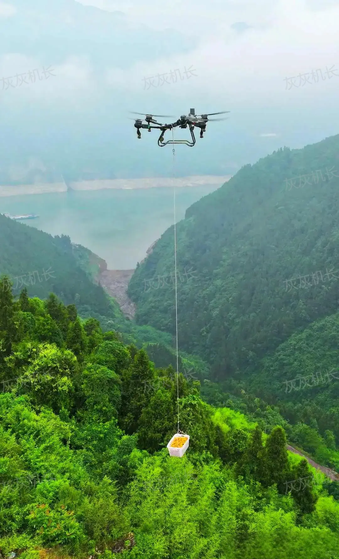 低空经济应用场景--无人机吊运