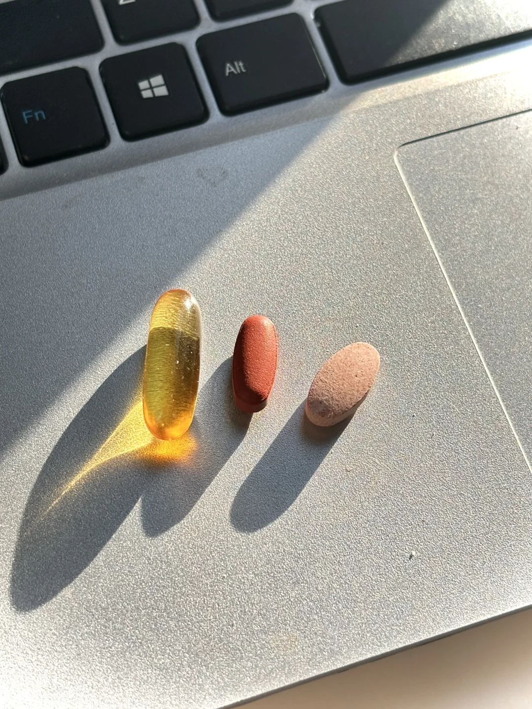 年轻人不要轻易吃保健品，小心后悔！