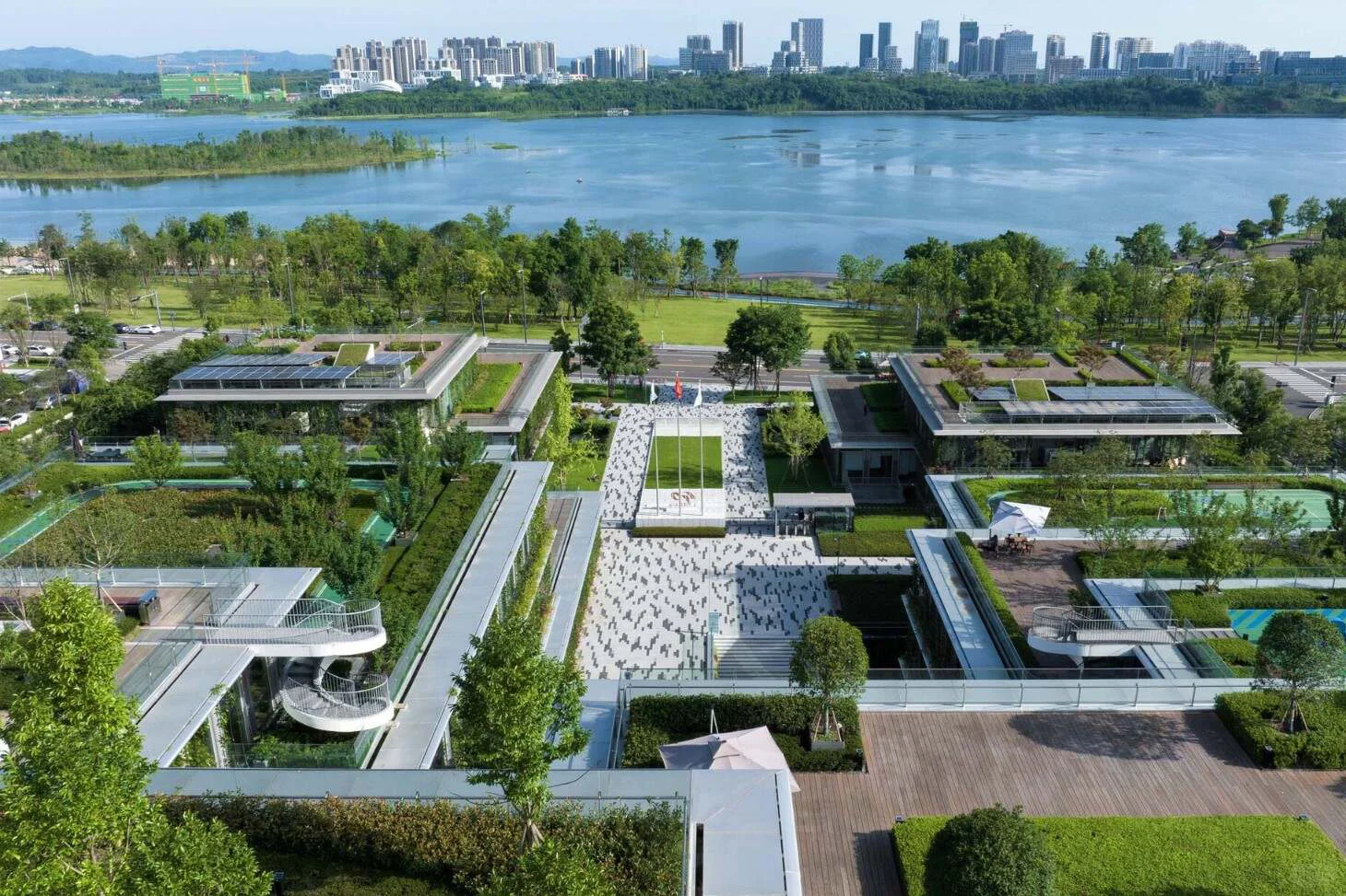 成都首个“近零碳建筑”| 中建设计总部