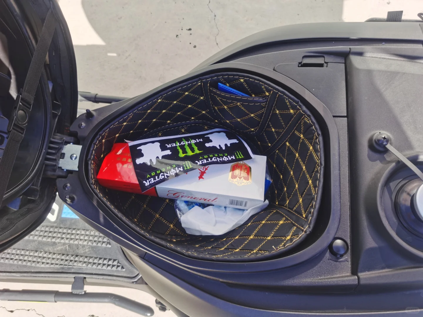 小Y2000公里改装清单。