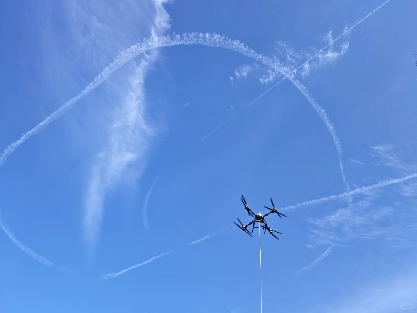 无人机吊运 打药