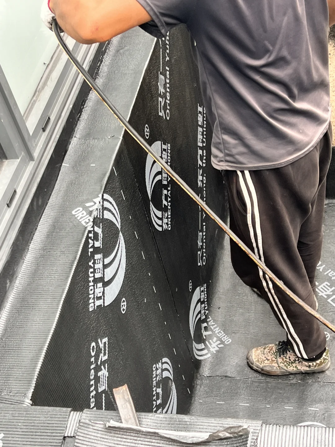 屋顶防水严谨老爹来了之后让我多花了 2w ?