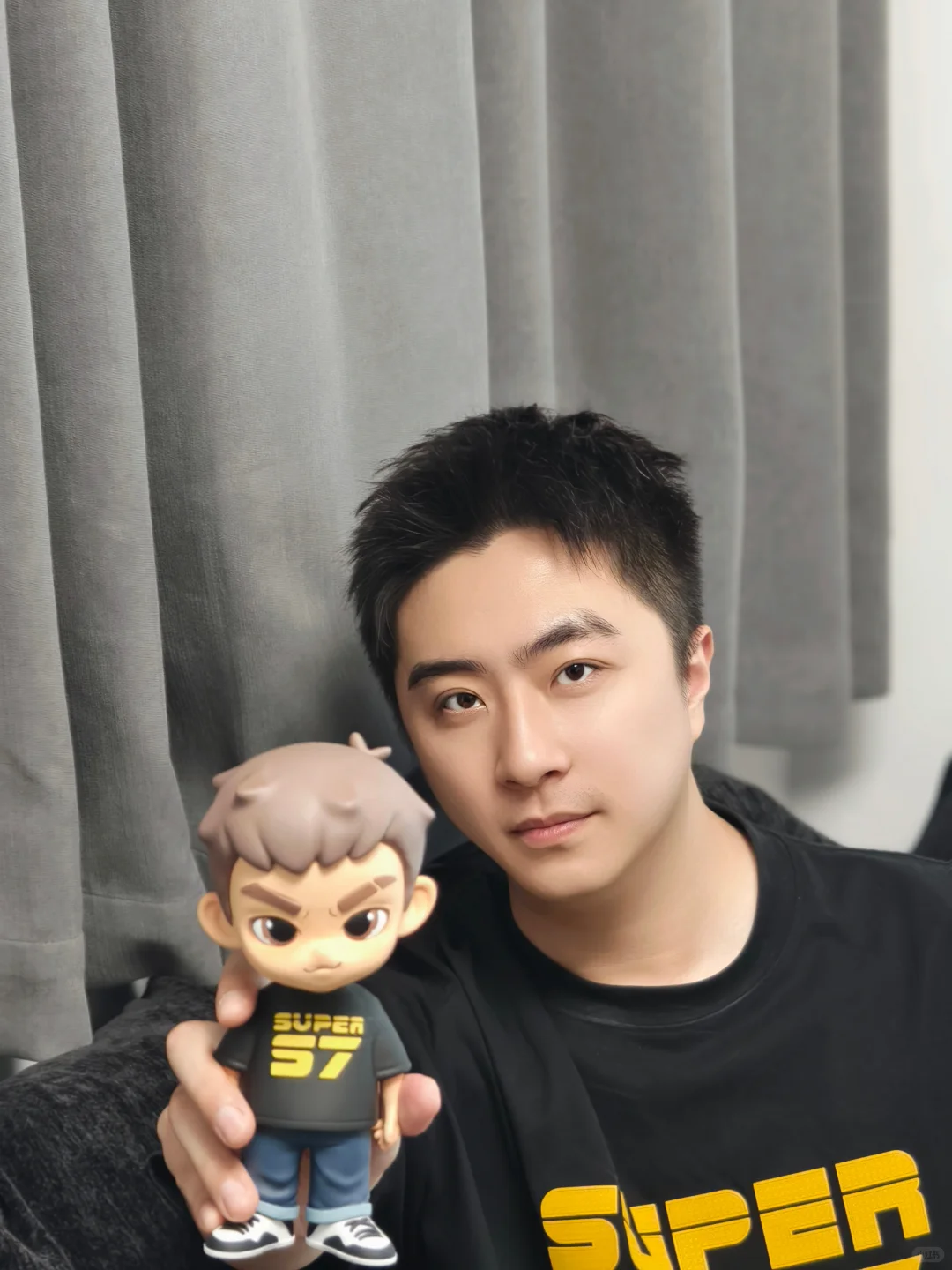 ?用zbrush把朋友做成潮玩手办第二期