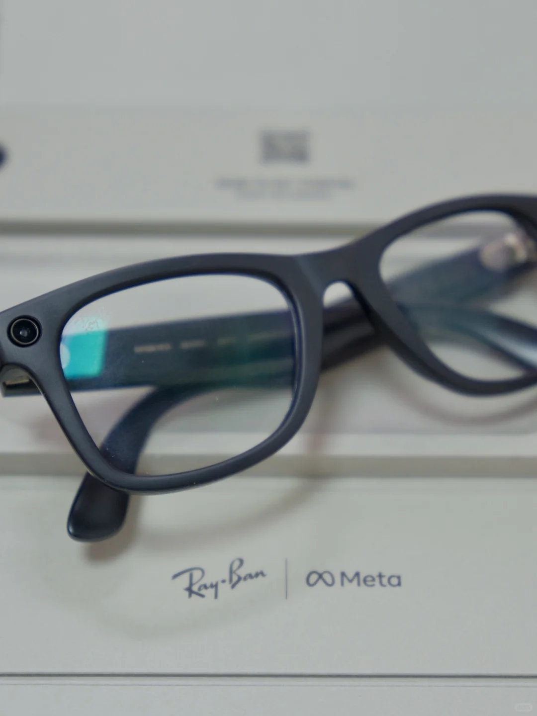 Meta雷朋AI眼镜2开箱