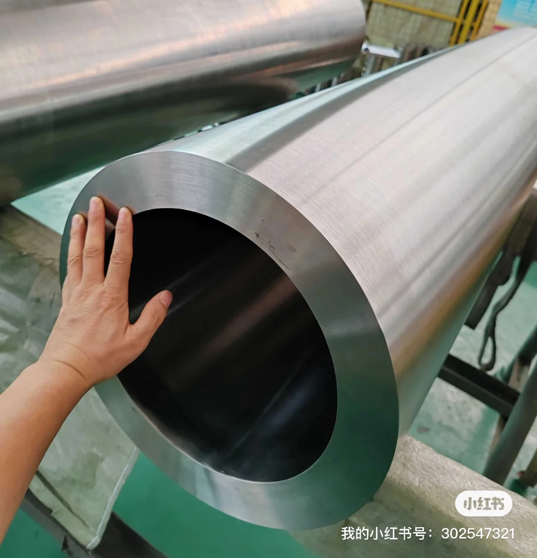 精密制造:钛合金管从熔炼到锻造的全流程