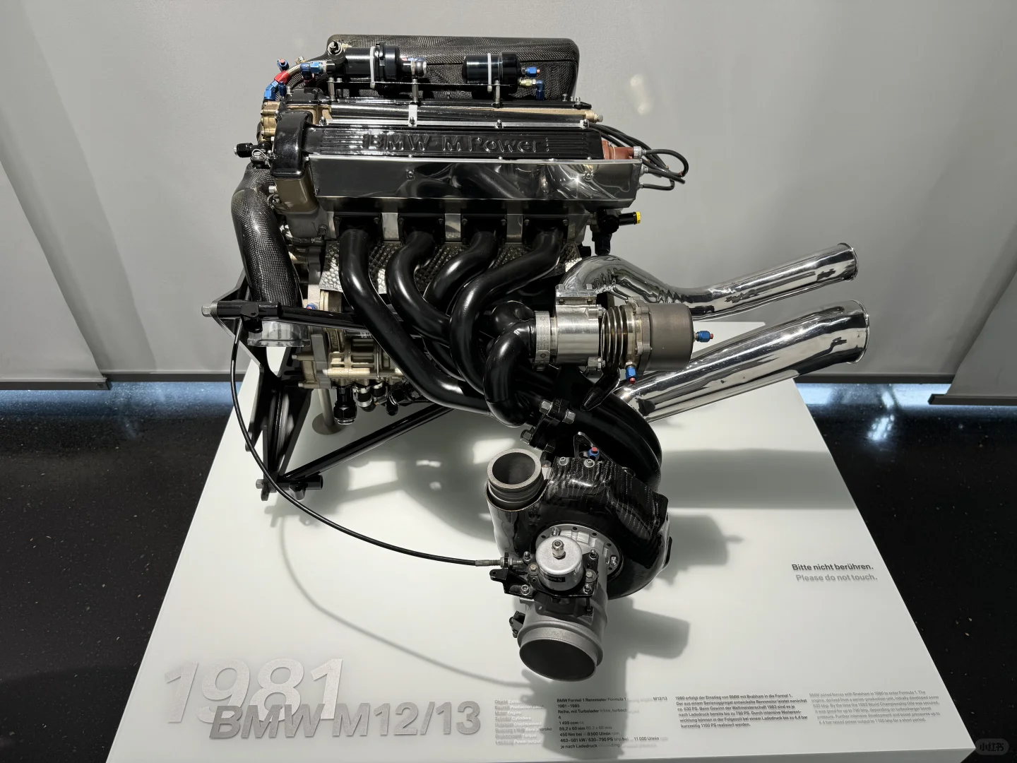 慕尼黑宝马博物馆各种经典发动机