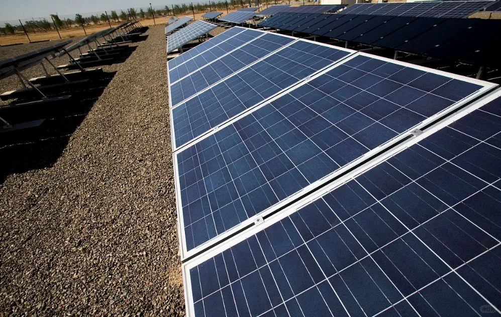 高楼建筑光伏玻璃如何将太阳能转化建筑电能