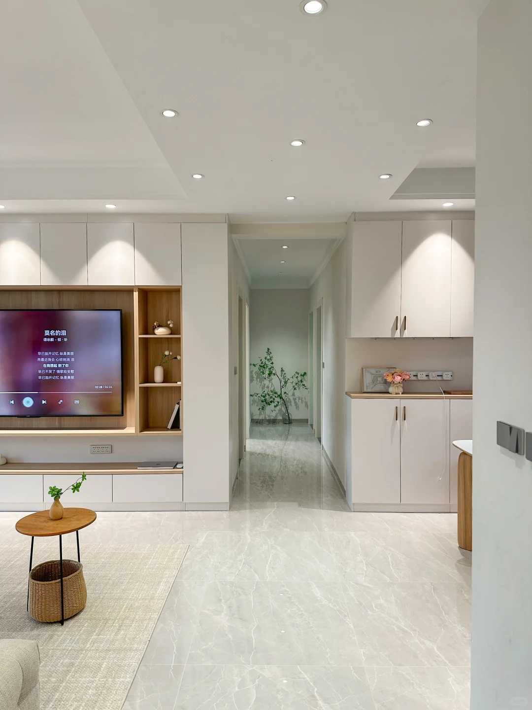 ?和3个男人住了两年的家，因干净而富足