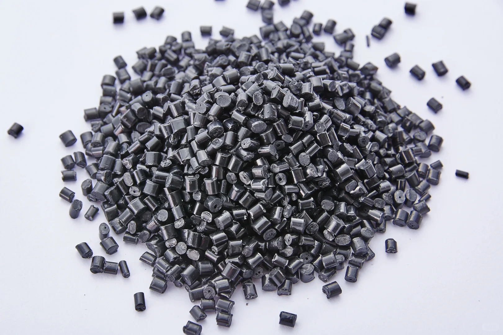 卖高分子材料、改性塑料粒子的小女孩???