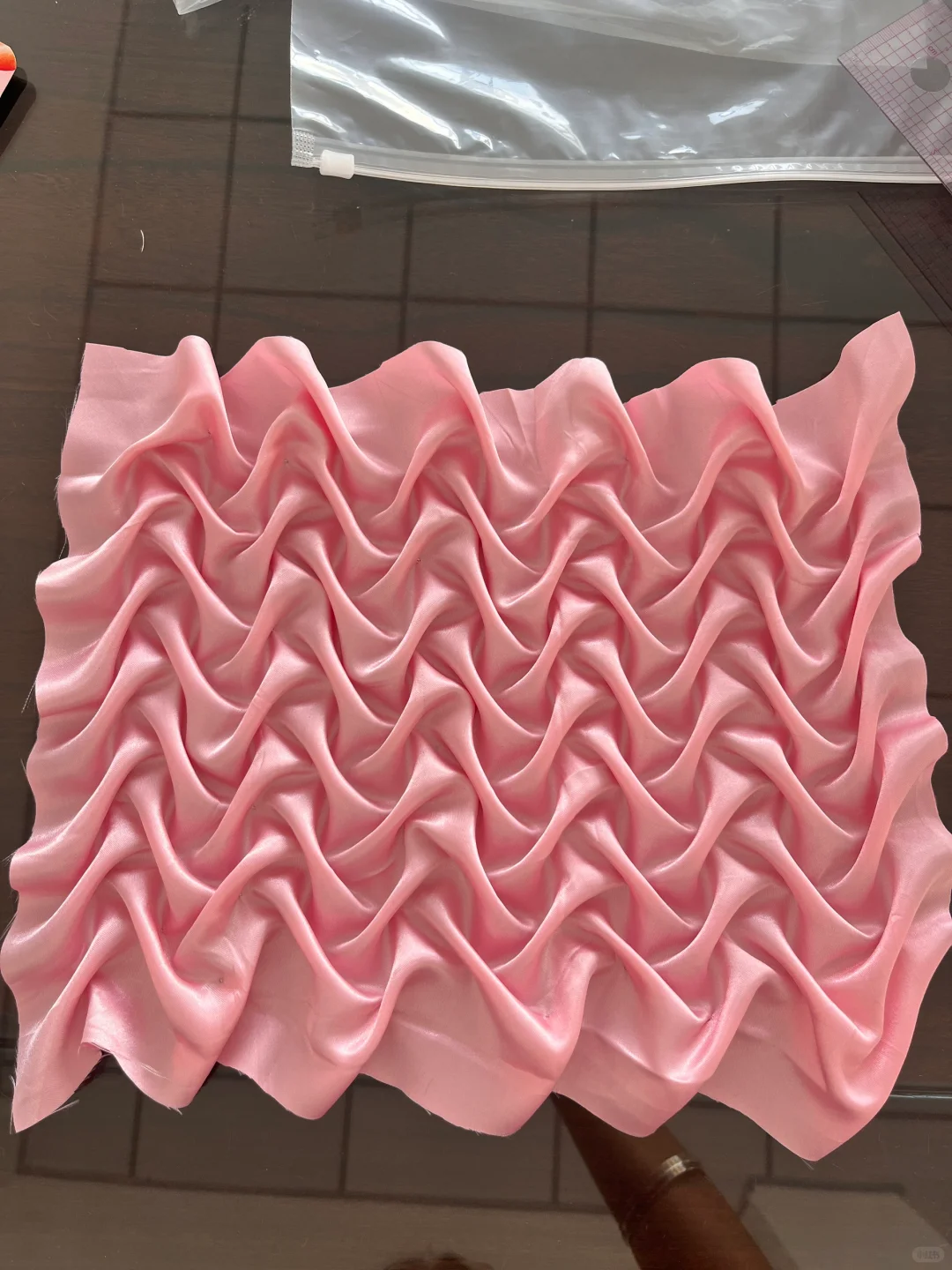 接面料肌理褶皱