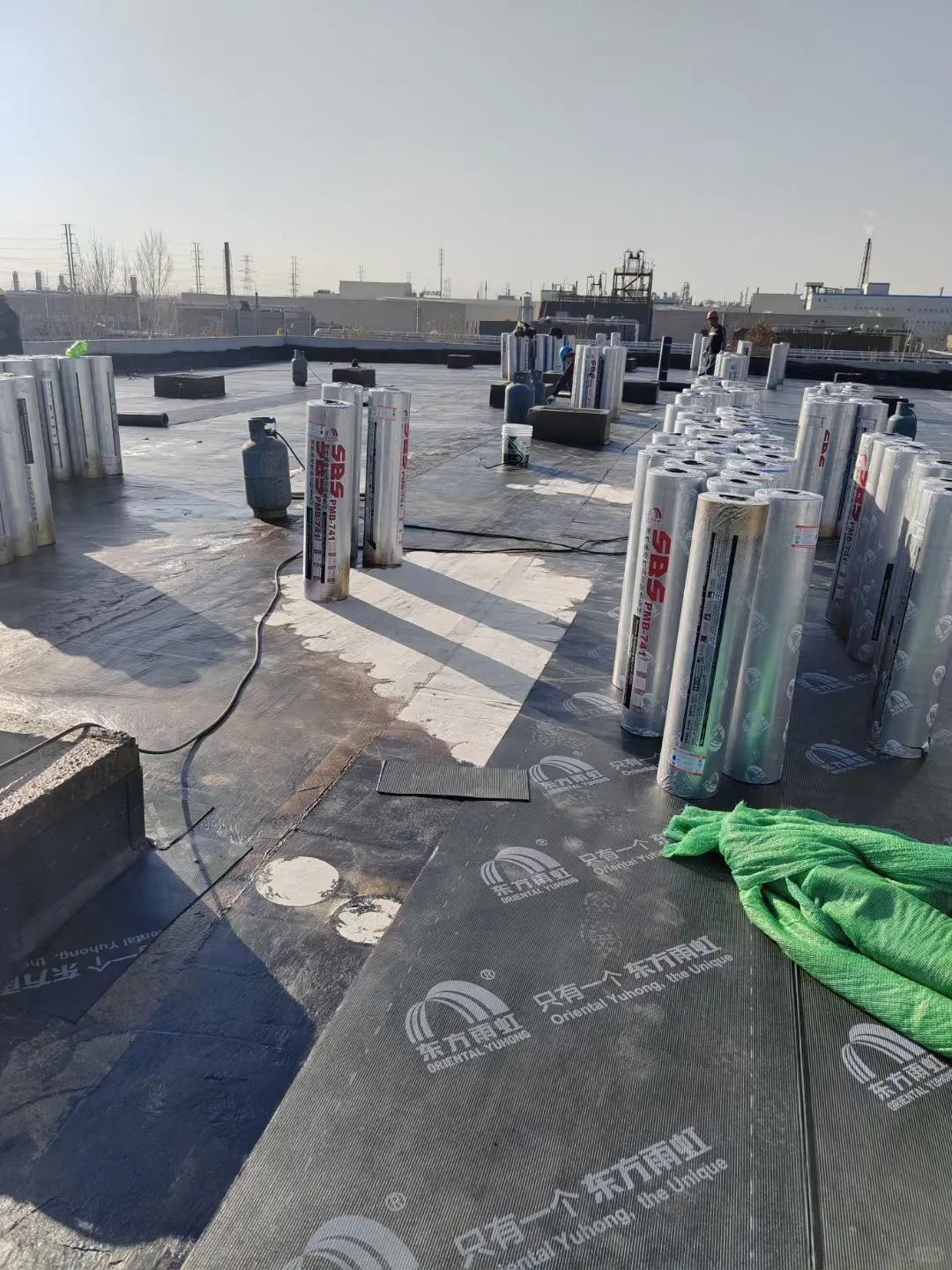 屋面防水卷材施工，热熔法