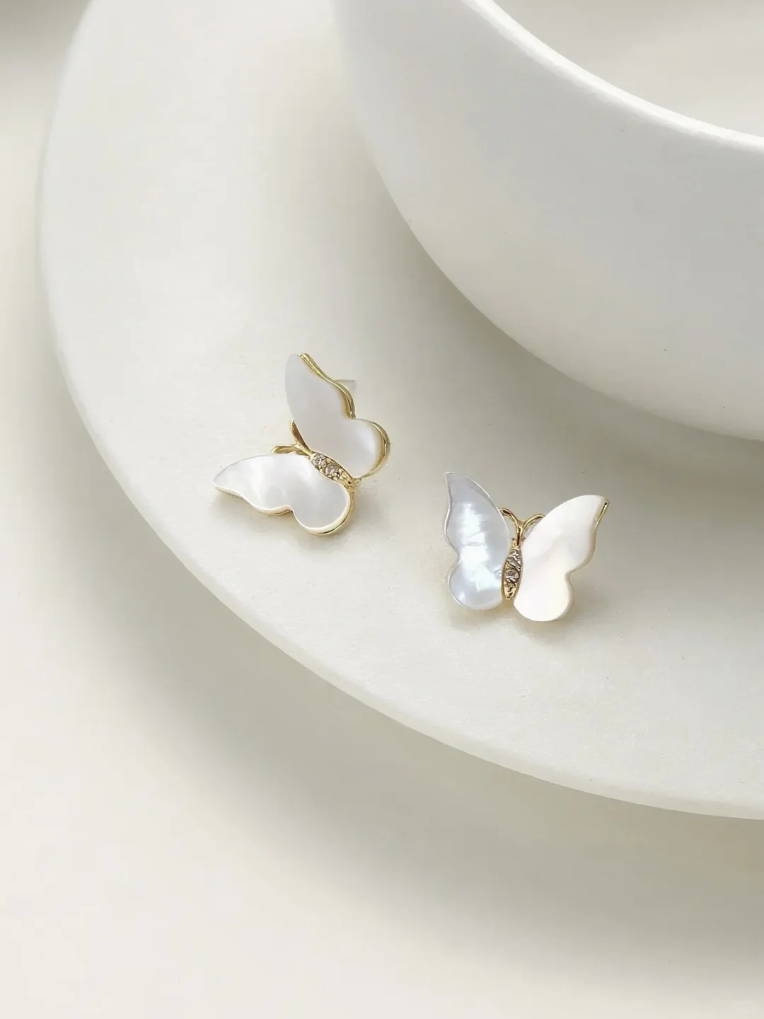 如何低成本拍摄耳饰???