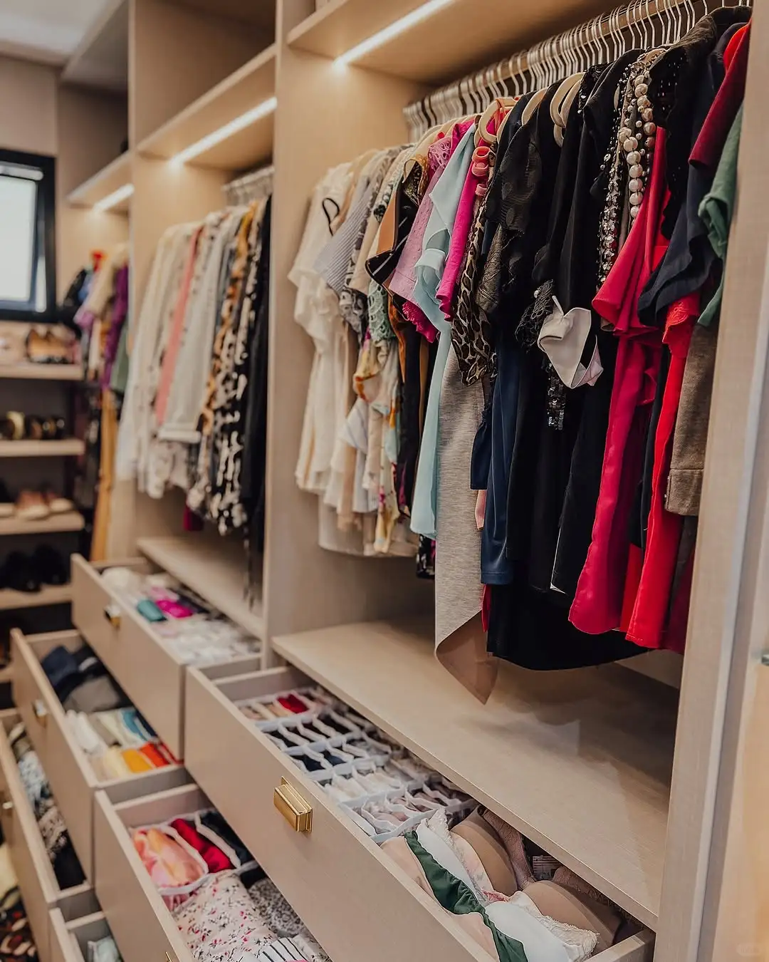 一眼心动‼️收纳师换季衣橱整理技巧大公开