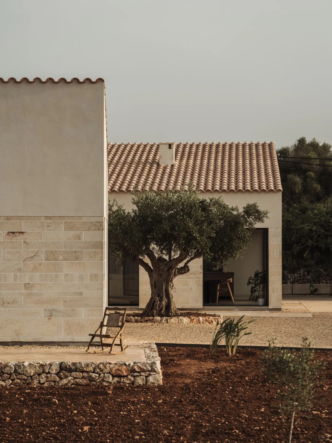 乡野美学|把建筑隐入泥土,与土地重修旧好