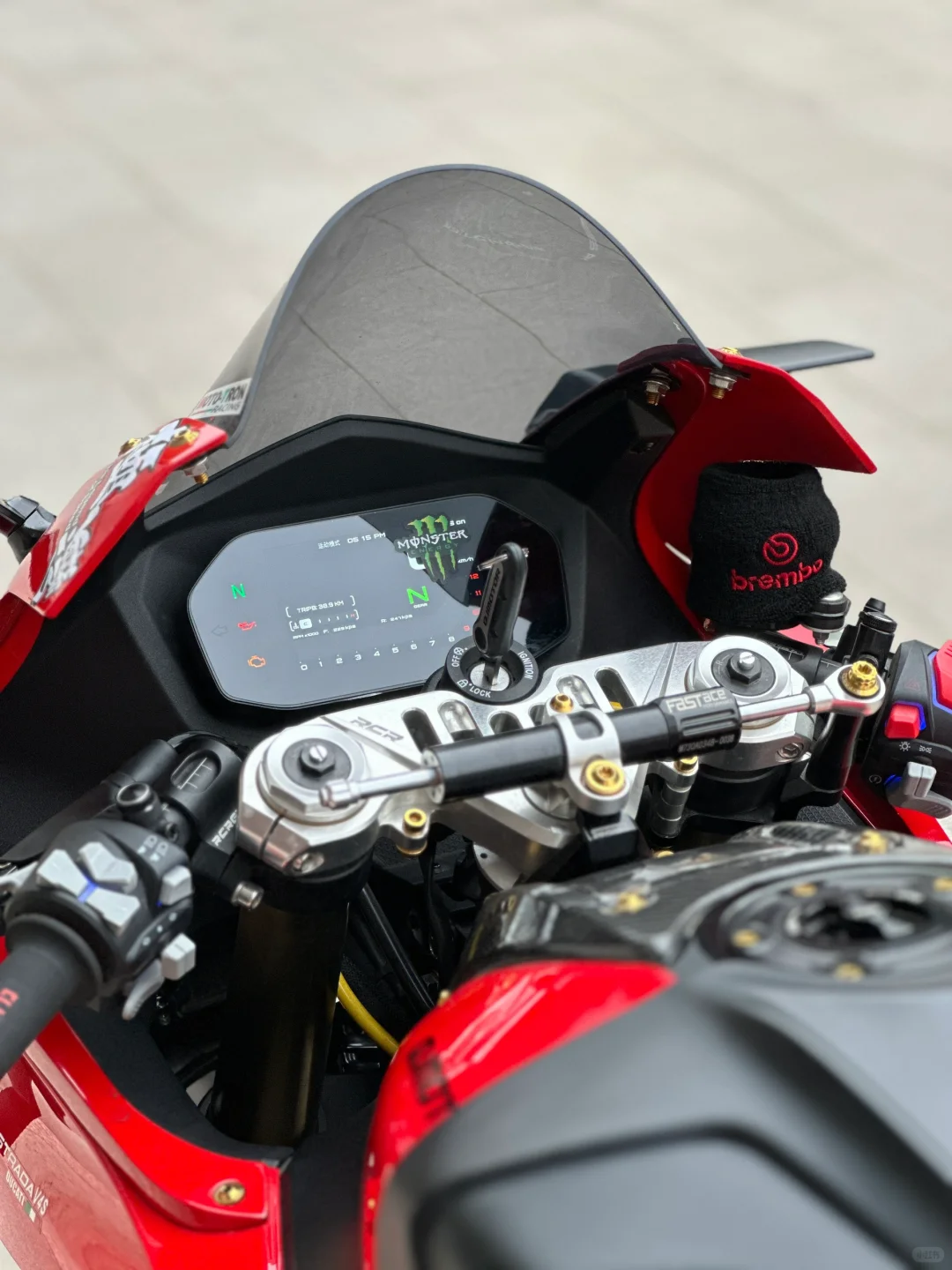 自己的车改来自己看 。不取悦任何人