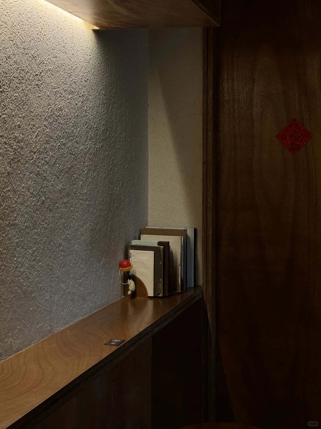 上海｜这家咖啡店的玻璃门太有设计感