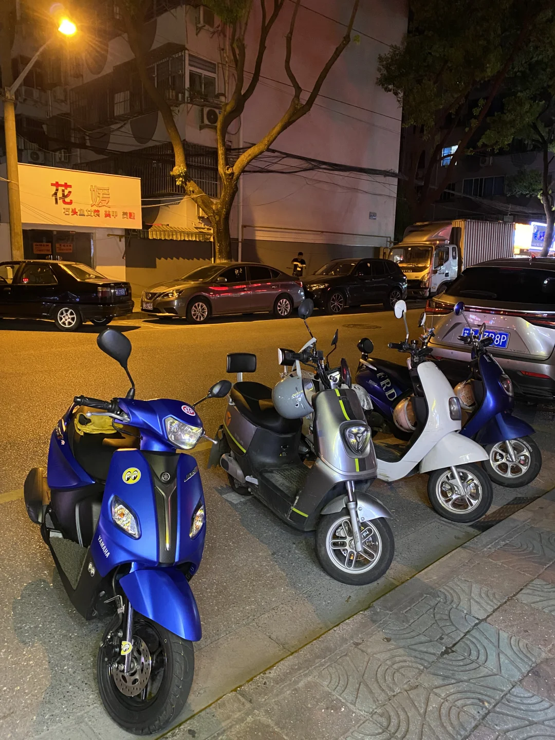 街道小霸王雅马哈巧格i