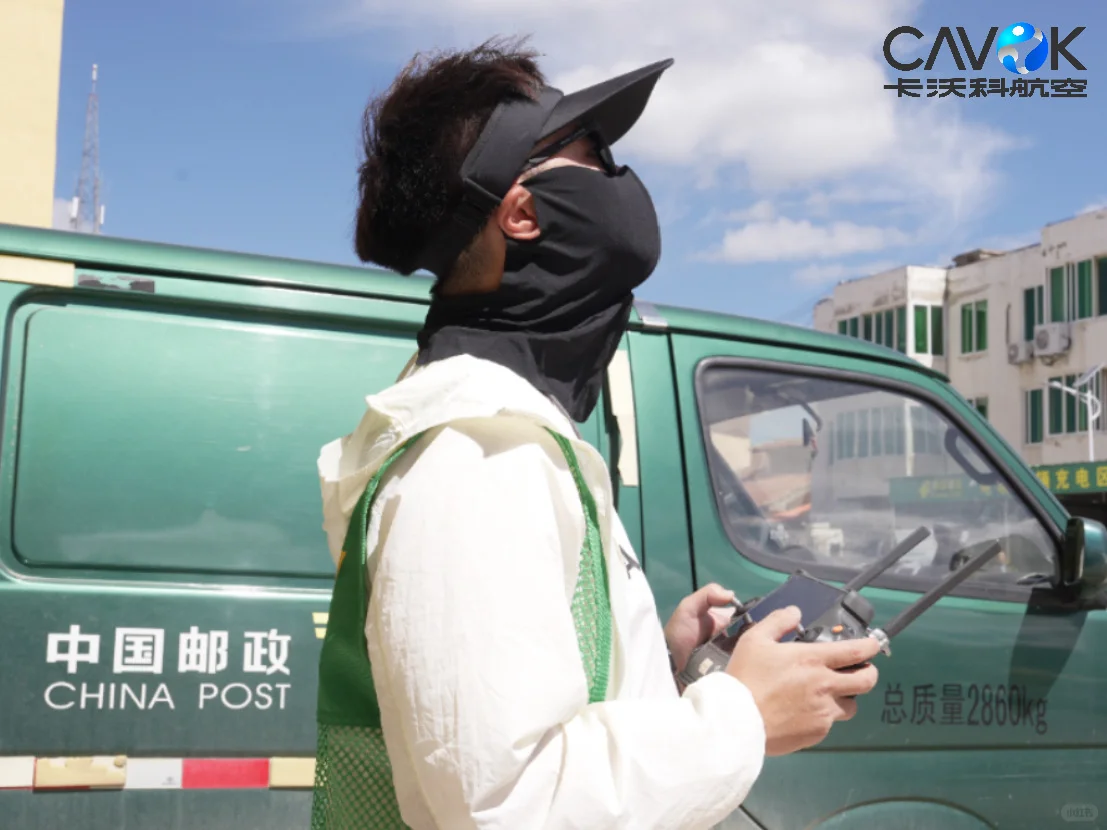 在红原县看到无人机送录取通知书也太震撼了